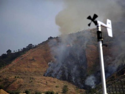 美国新墨西哥州山火已致人死亡火势仍未得到任何控制