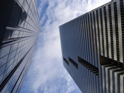 2020年，回顾与反思，热点事件的启示与未来展望