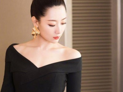 设计师白冰