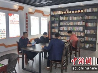 农村图书馆看什么书好