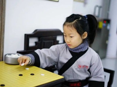 三岁女宝宝应该怎么教育