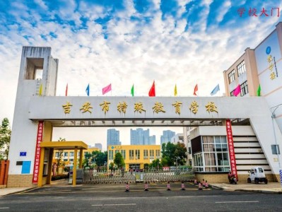 1.建筑布局和空间规划