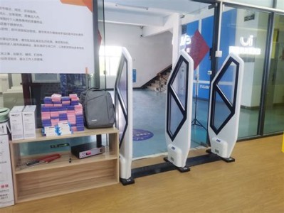 广州图书馆哪个地铁口比较近