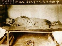 周报追求平衡与谦逊——李叔同的智慧启示
