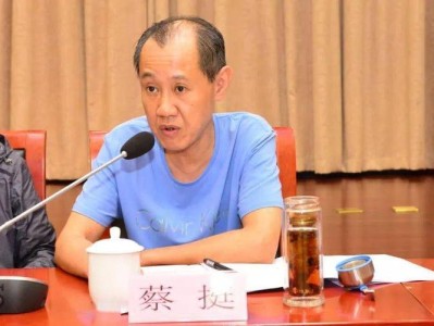 教育局局长在滨湖区的职责与挑战