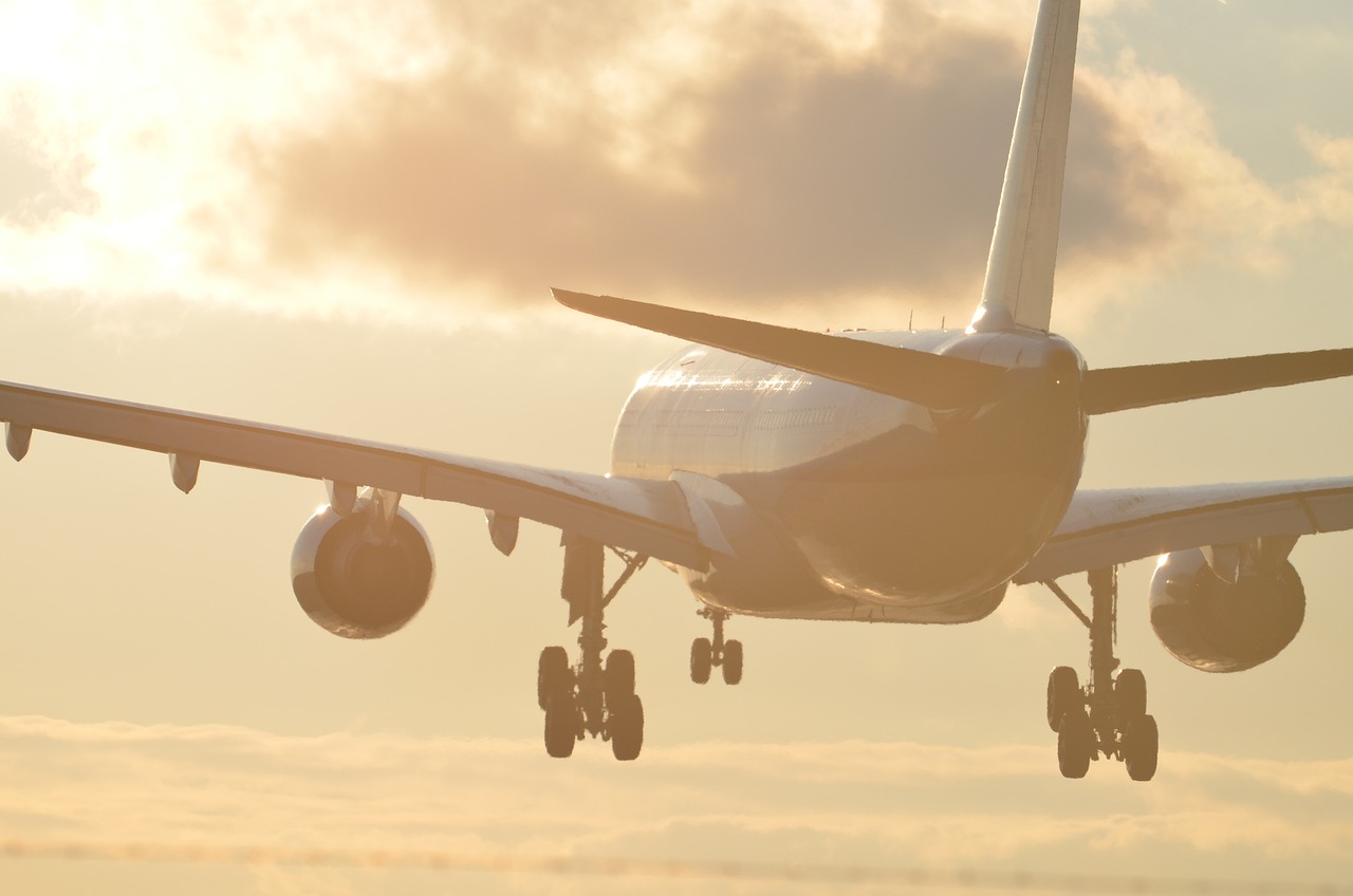 无侦7高空飞行画面，探索未知的空中之旅
