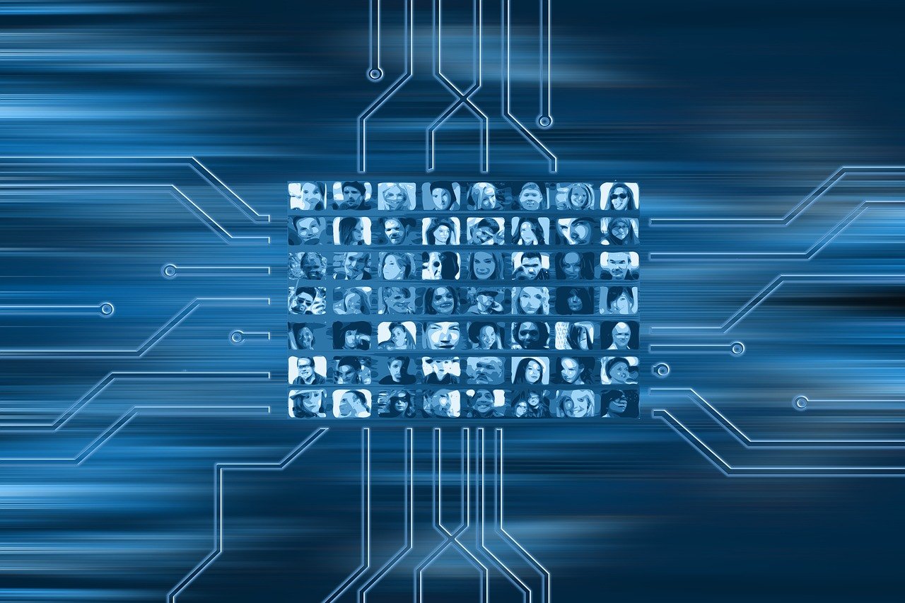 拥抱数字化转型，深度解析保险网络营销的革新之道