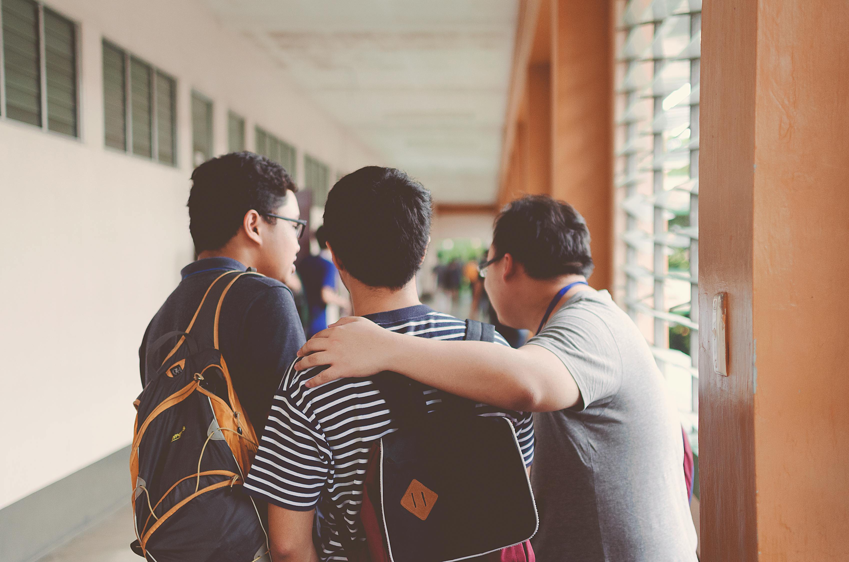 让学生过年进厂打工，一次成长与理解的实践之旅