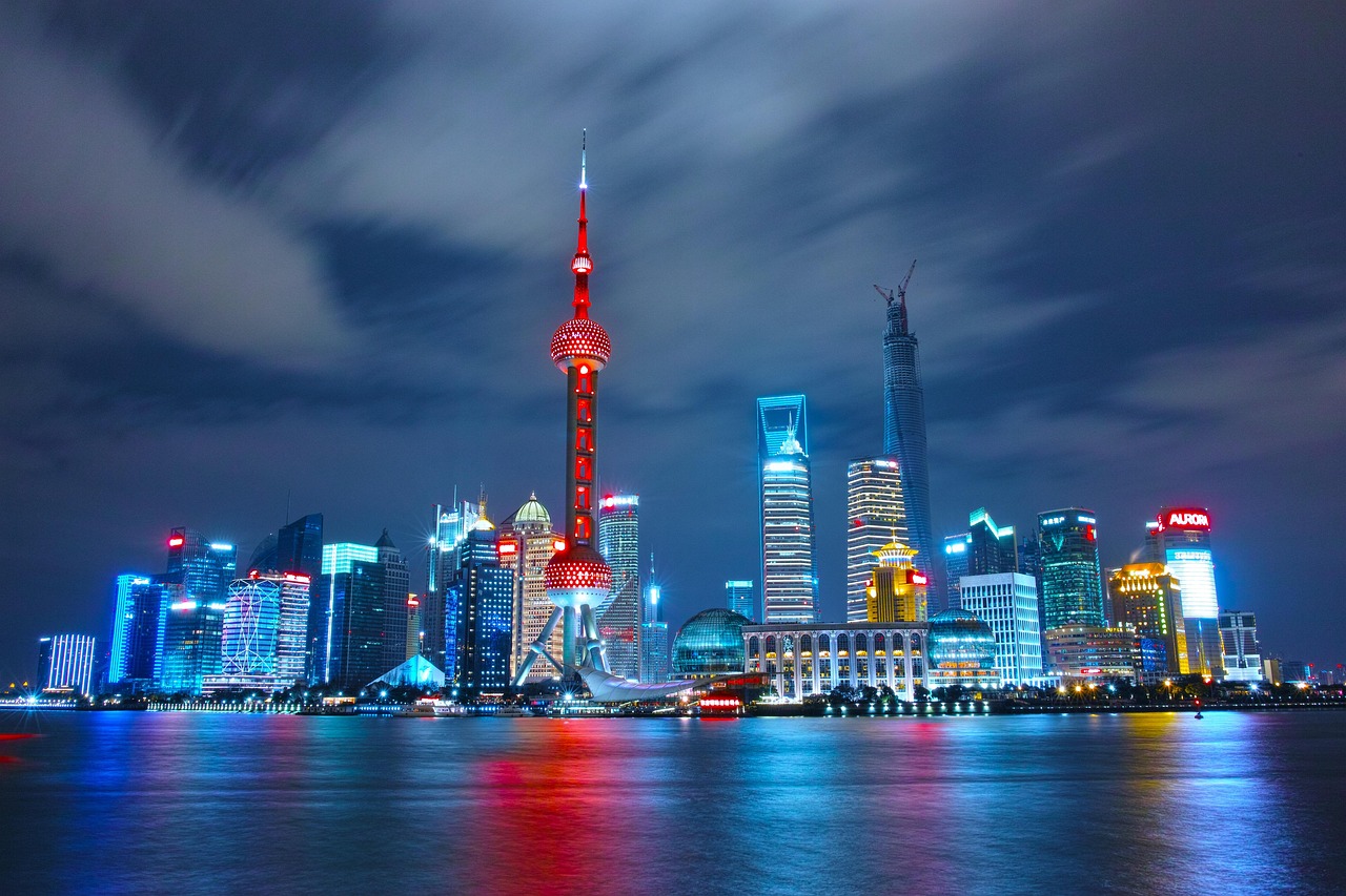 2025年中国，未来十年的国内新闻概览